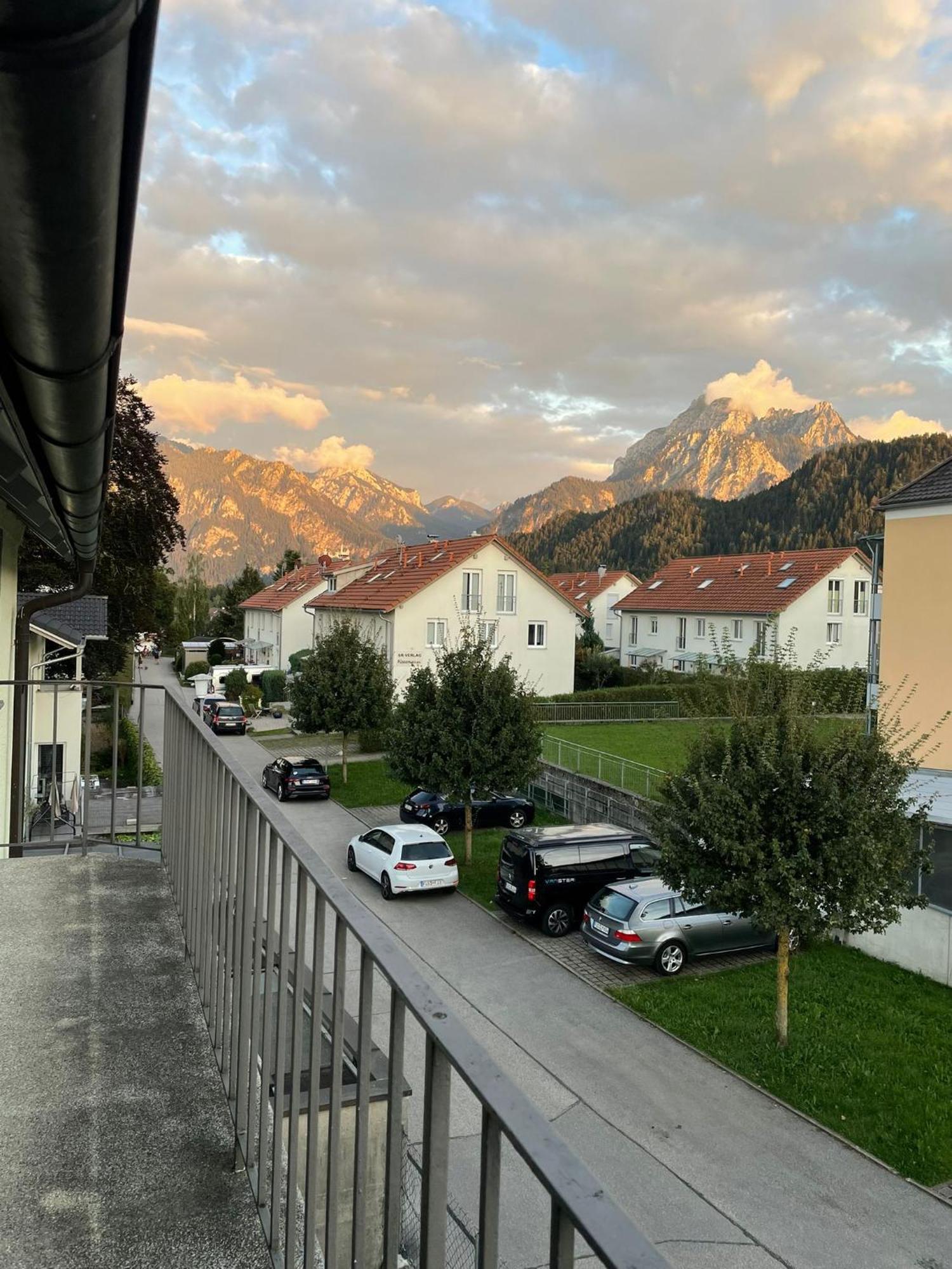 House La Neuschwanstein Blick - Budget City Hotel Füssen Dış mekan fotoğraf