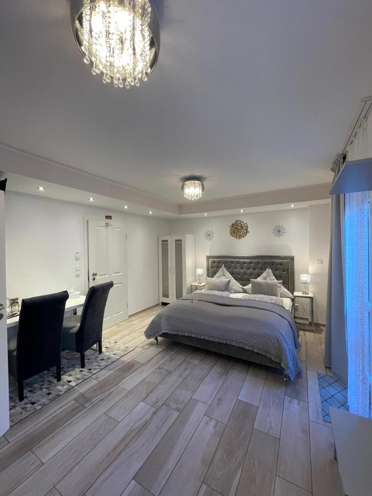 House La Neuschwanstein Blick - Budget City Hotel Füssen Dış mekan fotoğraf